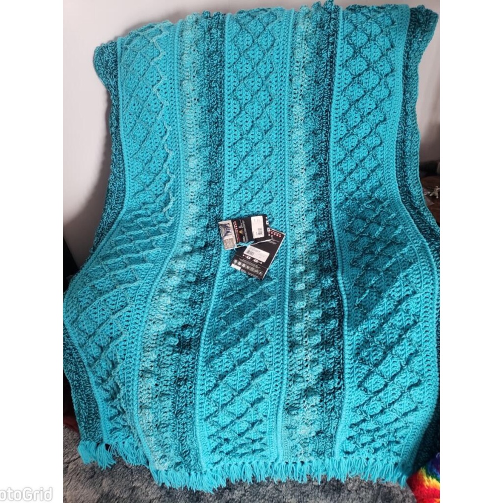 Turqua Teal Fisherman Style Afghan w/Fringe Hand Crocheted